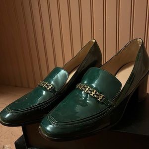 Tory Burch patten leather dress shoes